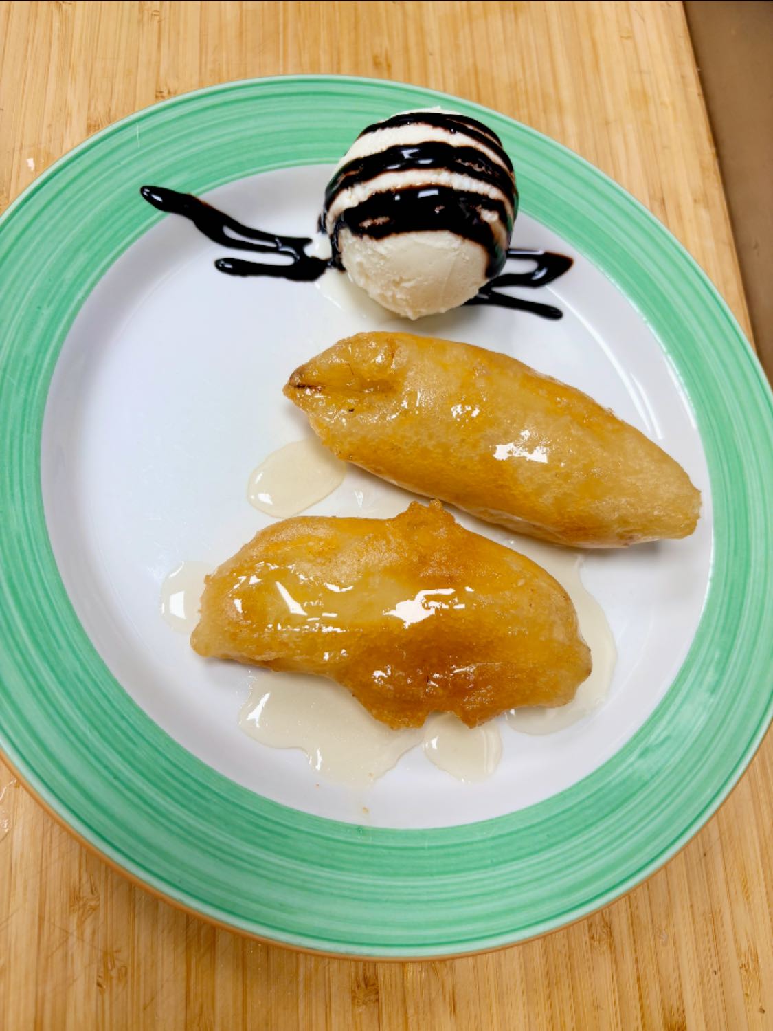 Fritert banan med iskrem