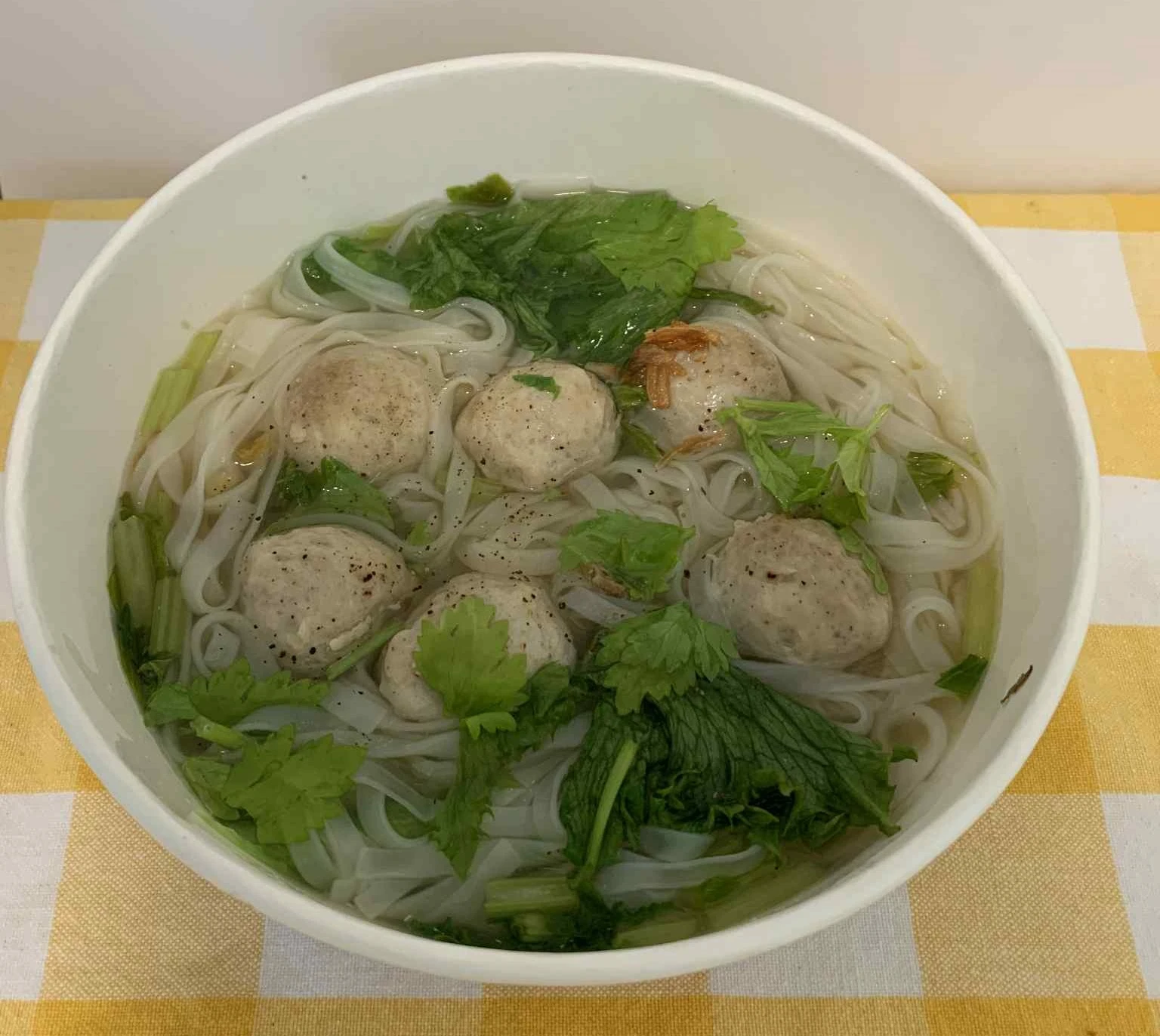 Suppenudler og kjøttboller eller Tørre nudler og kjøttboller