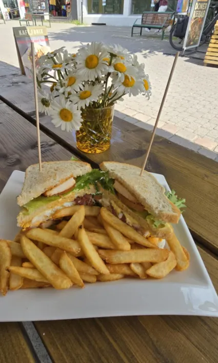 Clubsandwich med fries